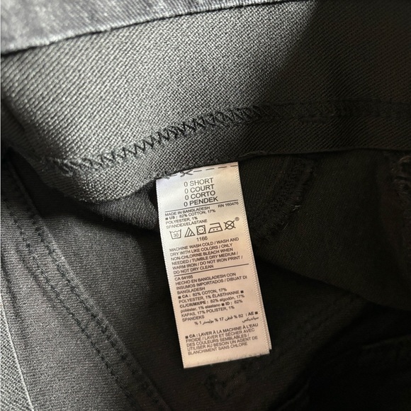 Old navy skinny mid rise jeans - Picture 3 of 4